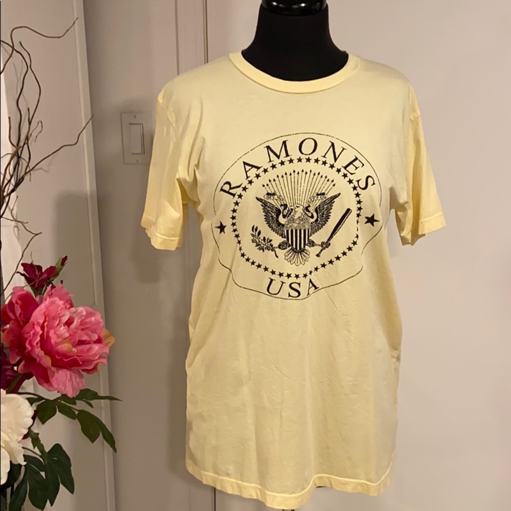 Graphic T
